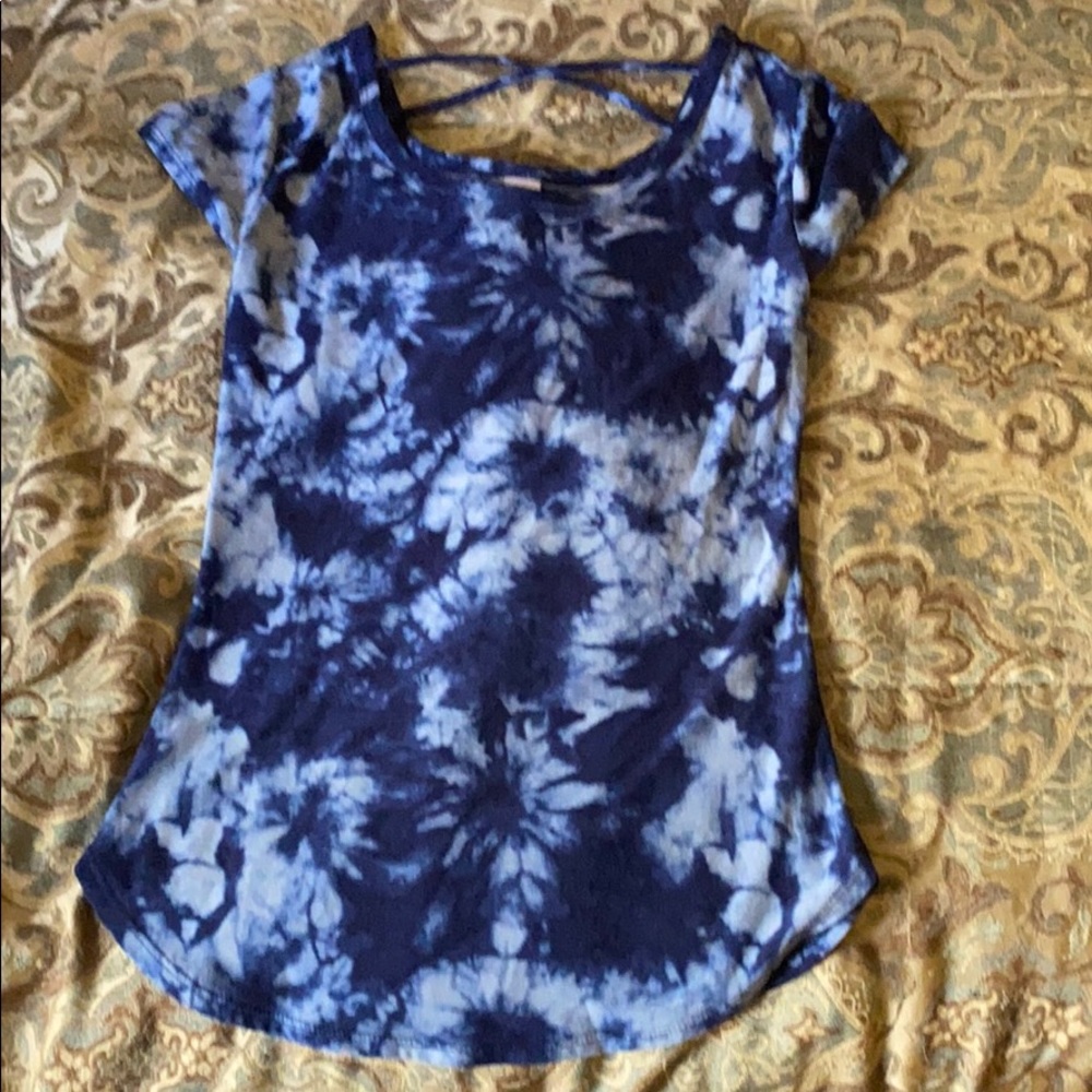 Tie die shirt